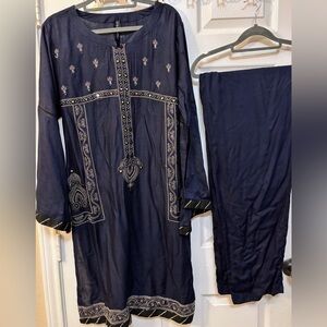 Shalwar Kameez Large BUST 44